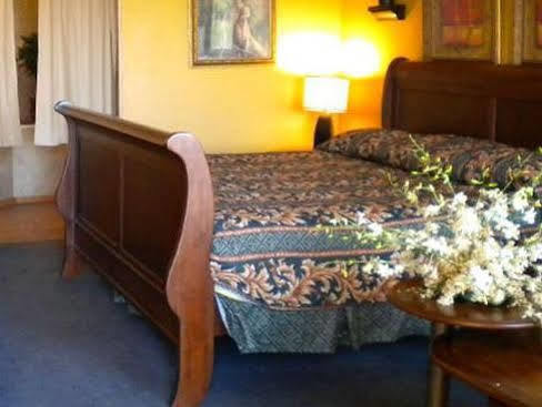 Big Spring Inn Madisonville Zewnętrze zdjęcie