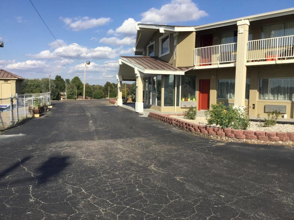 Big Spring Inn Madisonville Zewnętrze zdjęcie