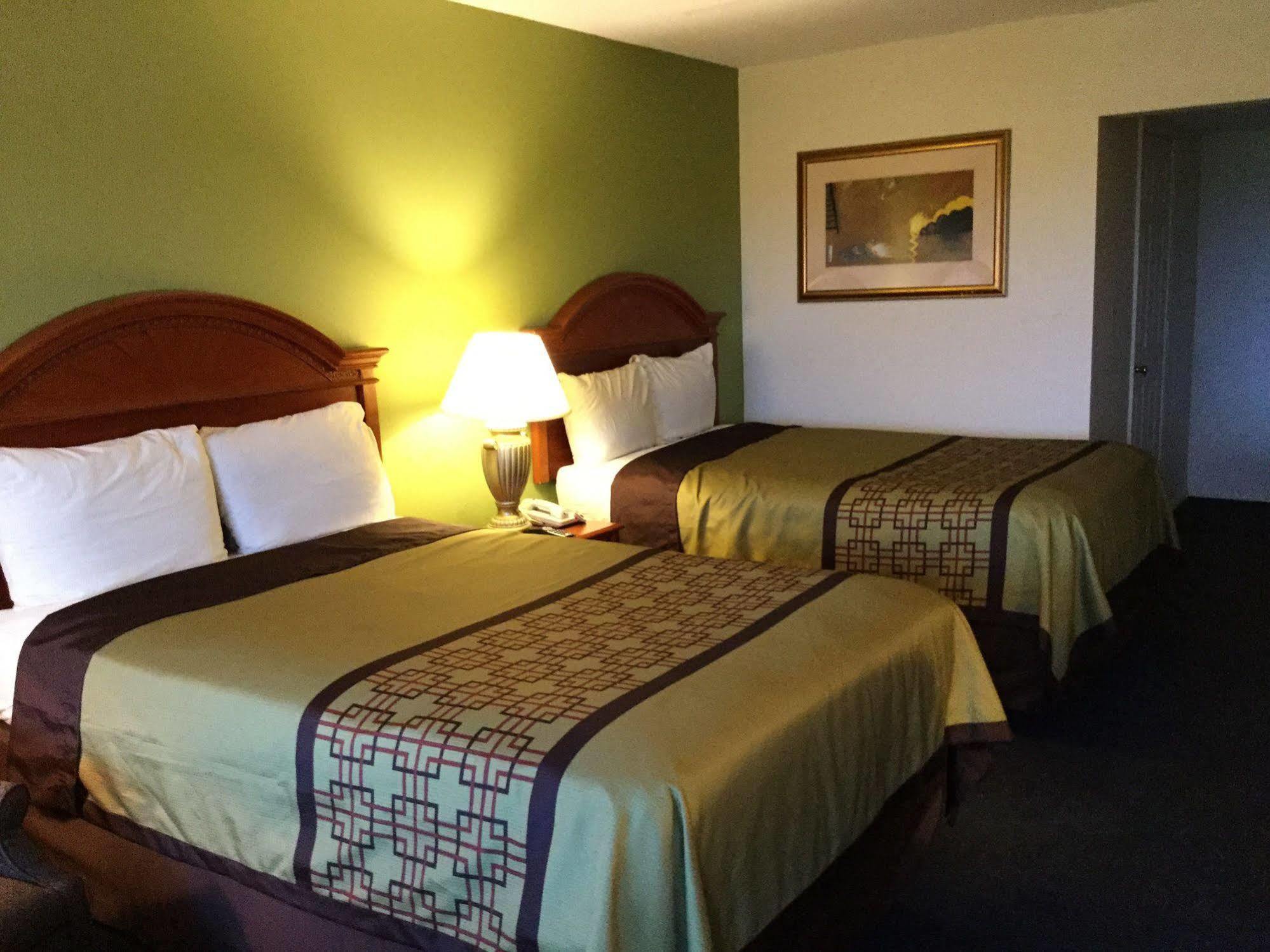 Big Spring Inn Madisonville Zewnętrze zdjęcie